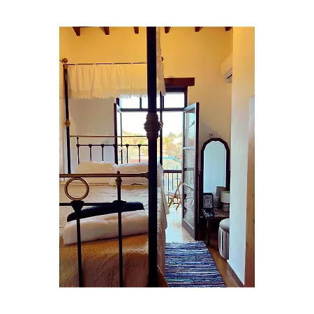 Semesterbostad η θέα Lofou